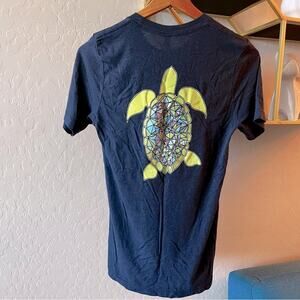 The Happy Sea navy blue mosaic sea turtle graphic tee shirt unisex small S
